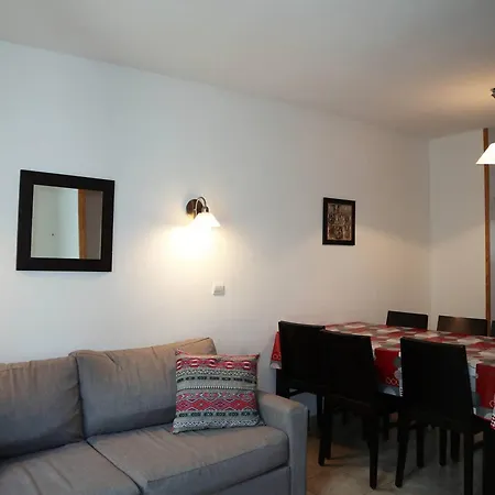 Mitoyen Avec Piscine, Sauna, Hammam, Depart Des Pistes, 2 Chambres, Balcon, 1800 - Fr-1-322-137 Horská chata
